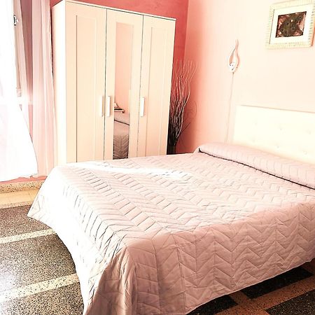 Guesthouse Martin Roma Esterno foto